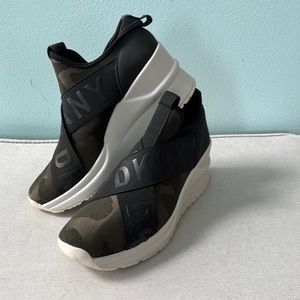 Womens DKNY shoe